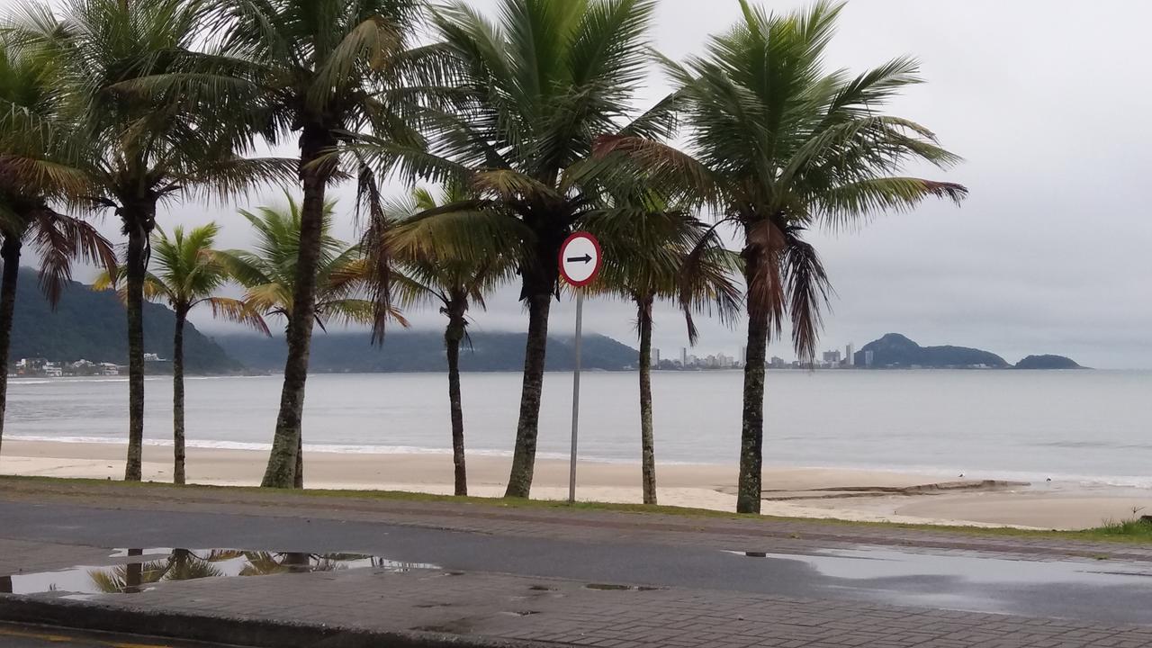 Praia Com Conforto Guaratuba Buitenkant foto